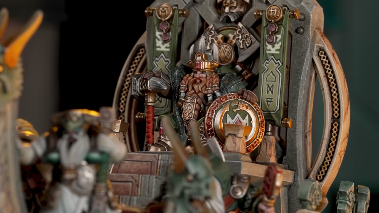 Khazalite Holds folds the Fyreslayers into a bigger duardin army